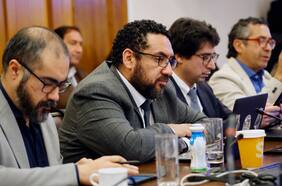 FES: Comisión de Hacienda rechaza modificar parámetros de gratuidad, aprueba condonación del CAE y proyecto avanza a Sala