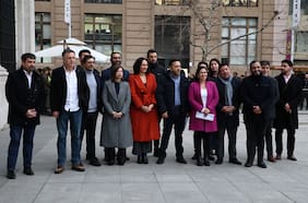 Alcaldes de oposición hacen llegar carta a Kast en rechazo del mecanismo de compensación contemplado en la megarreforma