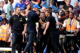 Conte culpa a Tuchel de la pelea que encendió el clásico de Londres: “Si veo agresividad, muestro agresividad”