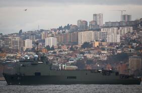 Presidente Piñera se trasladará a Valparaíso este jueves junto a ministros de Salud y Defensa para recorrer buque Sargento Aldea