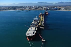 Puerto Ventanas reporta paralización de actividades por bloqueos