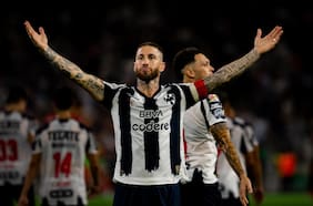 Se hizo viral: la sorpresiva reacción de Sergio Ramos tras “reencontrarse” con Chupete Suazo en Monterrey