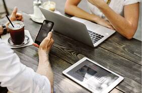 La paridad de género no existe fuera de la Convención Constitucional en Chile