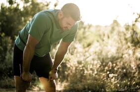 ¿Hacer ejercicio ayuda a superar la resaca? Un experto explica si es mito o realidad