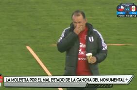 El DT de Perú se queja por el estado de la cancha del Monumental
