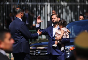 Nuevo hogar, nueva oficina, pero asesores conocidos: los primeros días de Boric fuera del poder