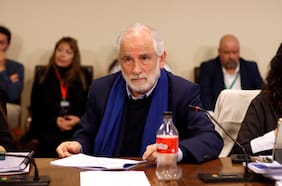 Tras críticas de Kast y Matthei, Minvu sale a rectificar dichos de Montes por reconstrucción en Valparaíso