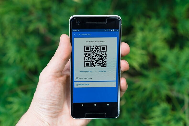 What is quishing and how to avoid QR code scams