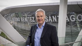 CEO del Aeropuerto de Santiago: La meta es superar los 27 millones de pasajeros en 2026, aunque se ve difícil con la crisis del petróleo