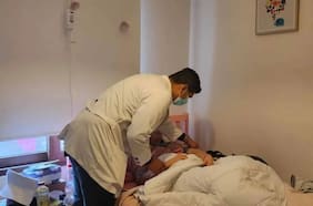Atención médica domiciliaria: cuándo conviene llamar a un médico a casa en lugar de ir a urgencias