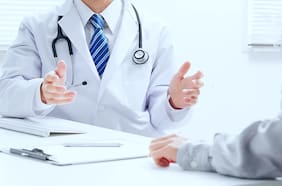 Lo que debes saber sobre el cáncer: cuándo hacerse pruebas preventivas y cuáles son los síntomas de alarma