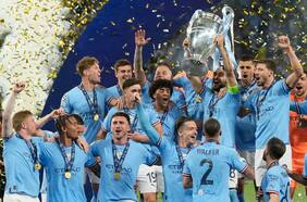 Con un piloto de Fórmula 1, Haaland fumando y al ritmo de Oasis: la íntima celebración del Manchester City tras conquistar la Champions League