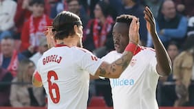 Con el regreso de Alexis Sánchez a la titularidad: el Sevilla aplasta al Oviedo y vuelve a las alegrías en LaLiga