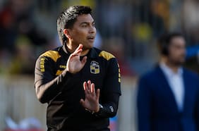 El gran 2025 de los técnicos chilenos: la distinta formación de los entrenadores que arrasaron con los títulos