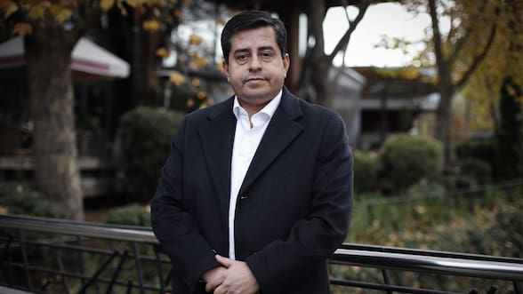 “Han tratado de instalar que yo me pasé a la derecha”: senador Araya acusa “Socialismo Autoritario” tras remoción de la comisión de Constitución