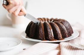 Aprende a hacer queque de Baileys y chocolate