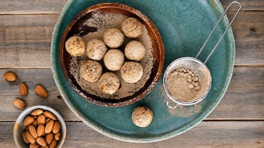 Bolitas energéticas de zanahoria y canela