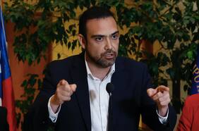 Senador Bianchi tras anunciar reserva de constitucionalidad a reforma política: “Representa un retroceso democrático”