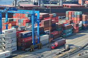 Terminal Pacífico Sur Valparaíso sale a defender tarifas de seguridad cuestionadas por la FNE