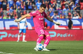 Ariel Holan celebra la posible nacionalización de Matías Dituro: “Es importante no solo para él y para la UC, sino también para el fútbol chileno”