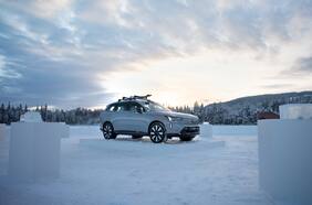 El nuevo Volvo EX90 y el gran escape de invierno de los suecos