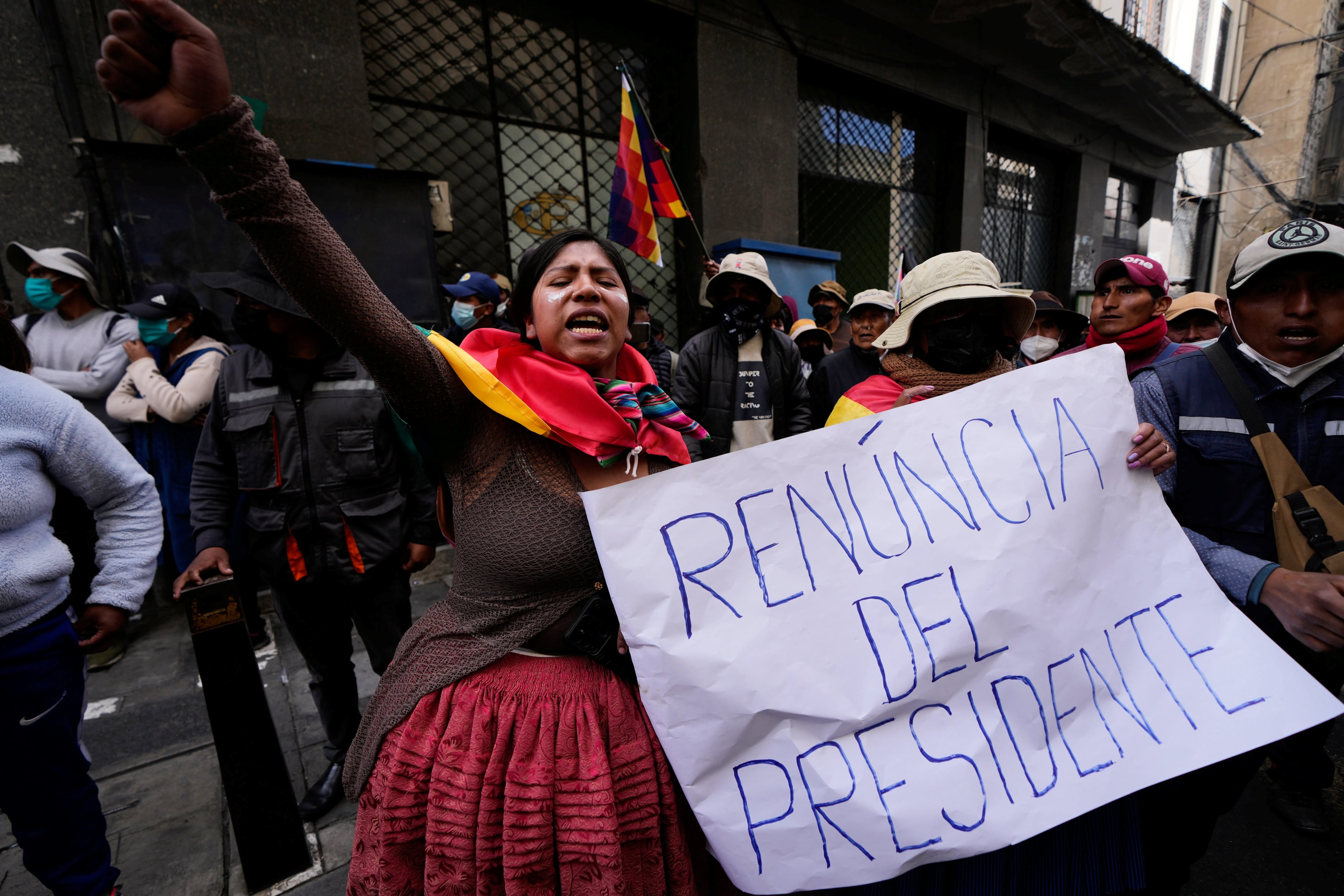 Gobierno de Bolivia aplaza mesa de diálogo con organizaciones sindicales por "falta de participación"