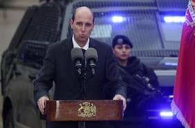 “Yo firmé y me hago responsable de todas las críticas”: Arrau sale al paso de reparos a la reforma de seguridad
