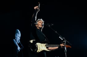 Polémico, excesivo, magistral: así es el show que Roger Waters trae a Chile