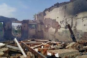 Dos escuelas destruidas tras bombardeos en Chernihiv