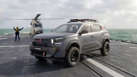 Citroën transforma el C3 Aircross para celebrar los 400 años de la Marina francesa