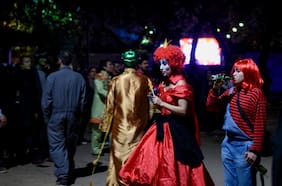 Las fiestas de Halloween en Santiago que van prender la terrorífica Noche de Brujas