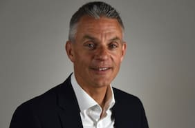 Por qué la BBC se enfrenta a su crisis más grave en décadas: edición de discurso de Trump se suma a otros escándalos