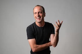 Stefan Kramer prepara shows para personas mayores de 50 años