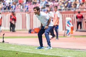 DT de Magallanes no le perdona la expulsión a Flores ante la U: “Es una indisciplina que no podemos darnos el margen de sufrir”