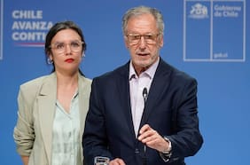 Compensar a las familias por el cobro “injusto” en cuentas de la luz y auditoría a la CNE: las primeras labores de Álvaro García como biministro