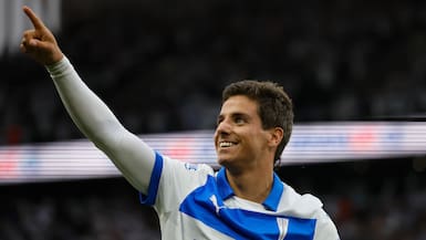 La UC sigue estructurando su plantel: alcanza acuerdo para la renovación de Clemente Montes