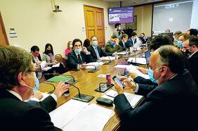 Senadores y acuerdo nacional: desde equilibrio fiscal hasta pensiones