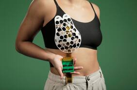 Científicos del MIT crean revolucionario escáner portátil para detectar antes el cáncer de mama