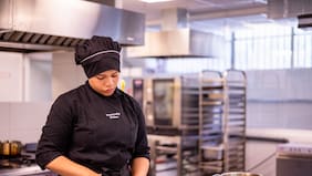 Cómo una estudiante de 17 años de Quilpué consiguió una capacitación en el mejor restaurante del mundo