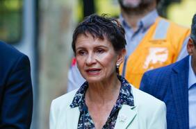 Reajuste sector público: Gobierno pedirá a Cámara rechazar modificaciones del Senado de bono a Carabineros