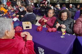 Por los 50 años de Metro de Santiago: realizan jornada con adultos mayores en Estación Central