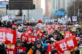 Detienen a ex primer ministro por incitar a la insurrección tras la ley marcial de Yoon Suk Yeol