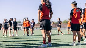 Fuera de juego: Las brechas de género que excluyen a las niñas del deporte