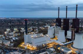 La guerra de Ucrania impulsa a los países a adoptar las energías renovables, aunque no todavía