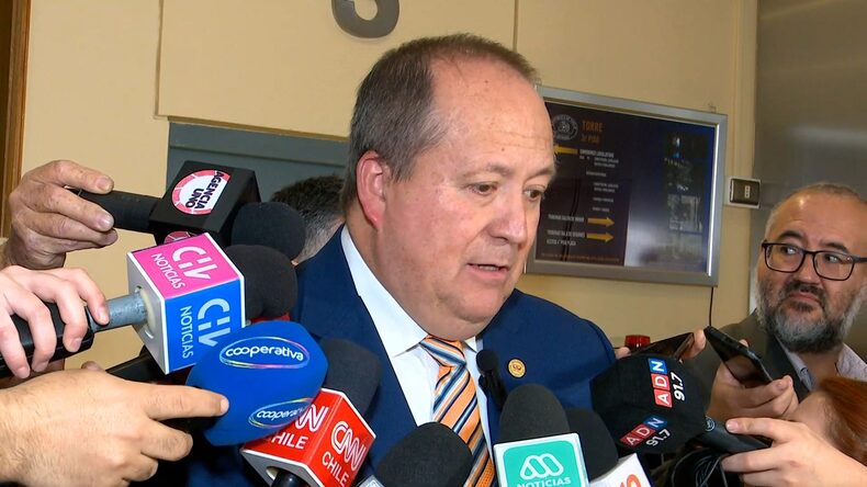 El fiscal nacional, Ángel Valencia, se refirió en el Congreso a declaración de Luis Hermosilla.