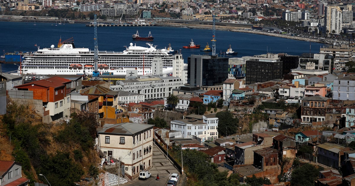 Se inicia la temporada de cruceros en Valparaíso, San Antonio y Punta Arenas: el calendario, los detalles y sus hitos
