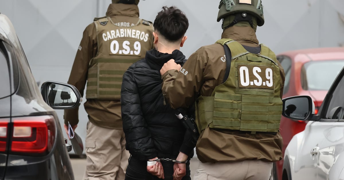 Carabineros arrested three and a quarter turned himself in: the criminal record of the band that killed a child in lockup - The Third