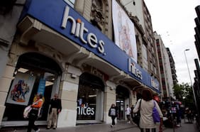 Humphreys cambia clasificación de riesgo de empresas Hites