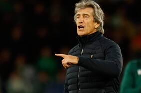 “No es primera vez que pasa”: capitán del Betis revela fuerte discusión con Manuel Pellegrini