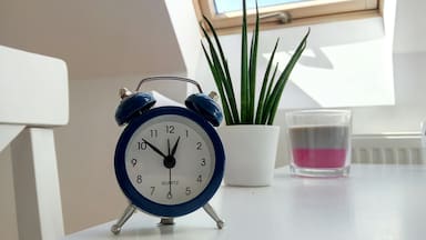 Cambio de hora: ¿Cuándo empieza el horario de invierno en Chile?